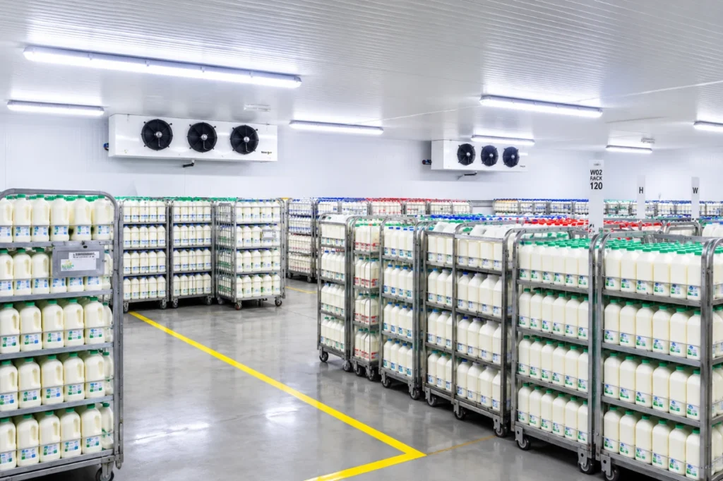 Cold storage room interior showing sandwich panel walls and structural assembly.
