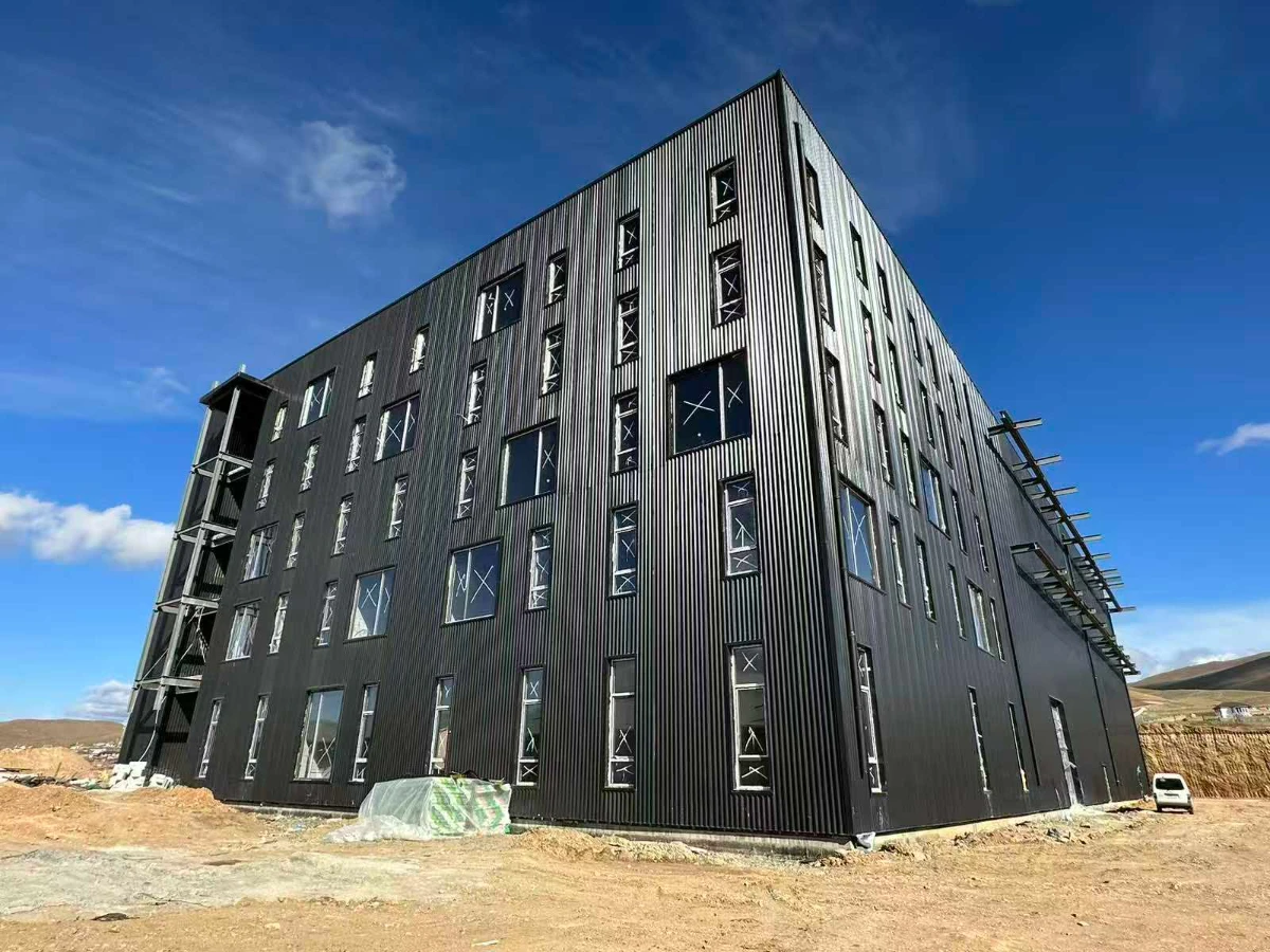 Completed 7,000 m² steel structure commercial building in Mongolia
