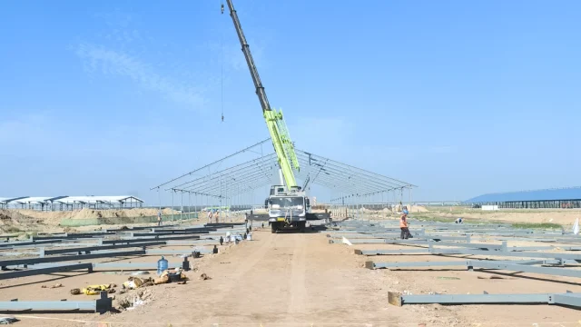 Bardage de flanc ventilé pour les bâtiments d'élevage bovin en climat froid