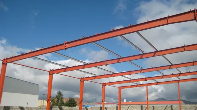 portal-frame-warehouse-clear-span-interior