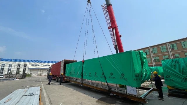 construção-em-aço-e-transporte